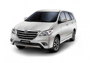 Toyota Innova 7str